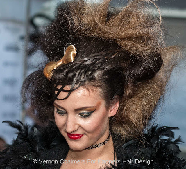 Canon EOS 70D / EF 85mm f/1.8 USM prime Lens (f/4 ISO 100)