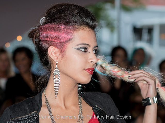 Canon EOS 70D / EF 85mm f/1.8 USM prime Lens (f/4 ISO 100)